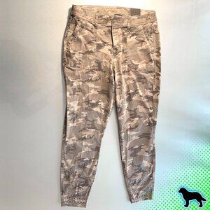 NEW NWT Lane Bryant Mid Rise Skinny Green Camo Studded Pants Size 14 3% Spandex